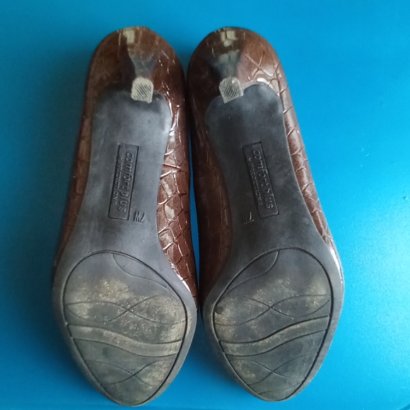 Comfort Plus Stiletto Heels - Picture 4 of 4